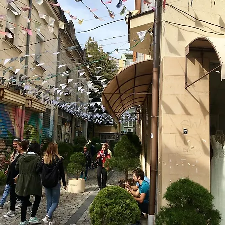Apartment Avenue